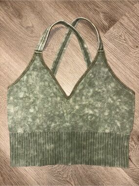 Zenana Outfitters Tie-Dye Style Crop Top